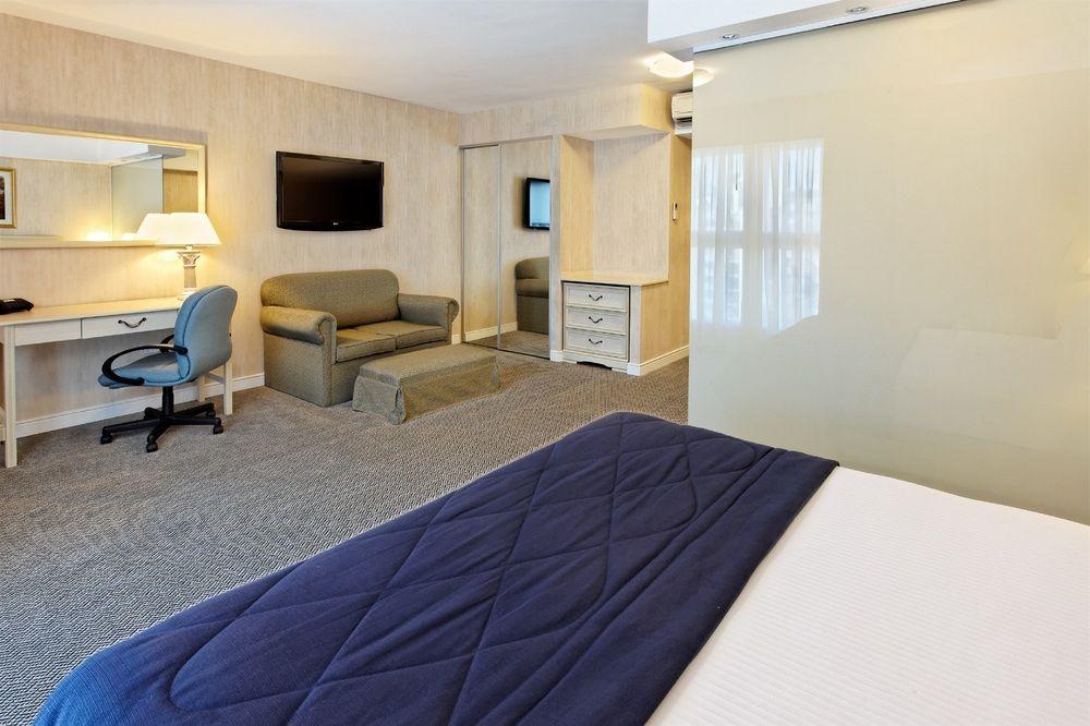Holiday Inn Express Rosario By Ihg מראה חיצוני תמונה