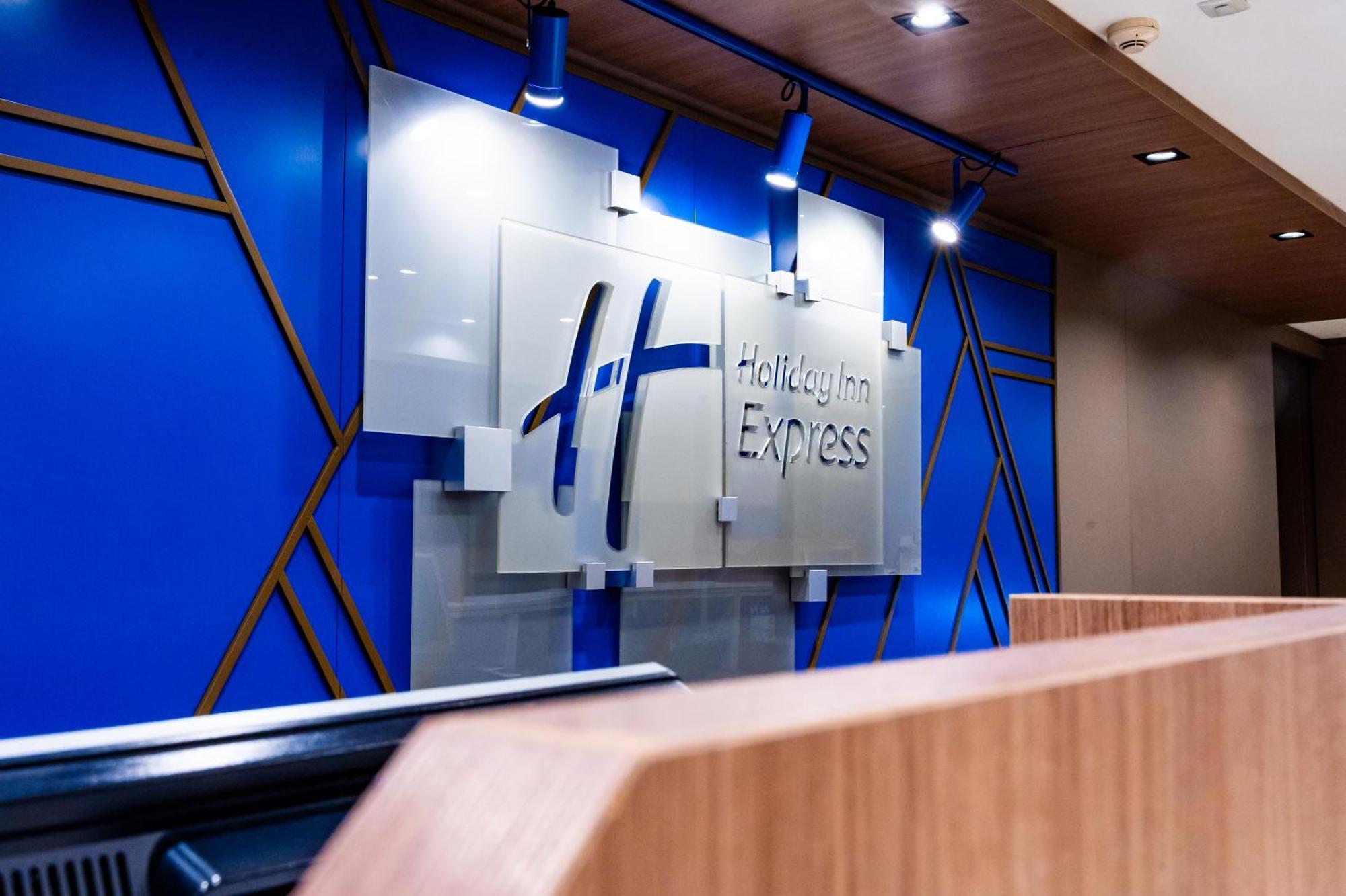 Holiday Inn Express Rosario By Ihg מראה חיצוני תמונה