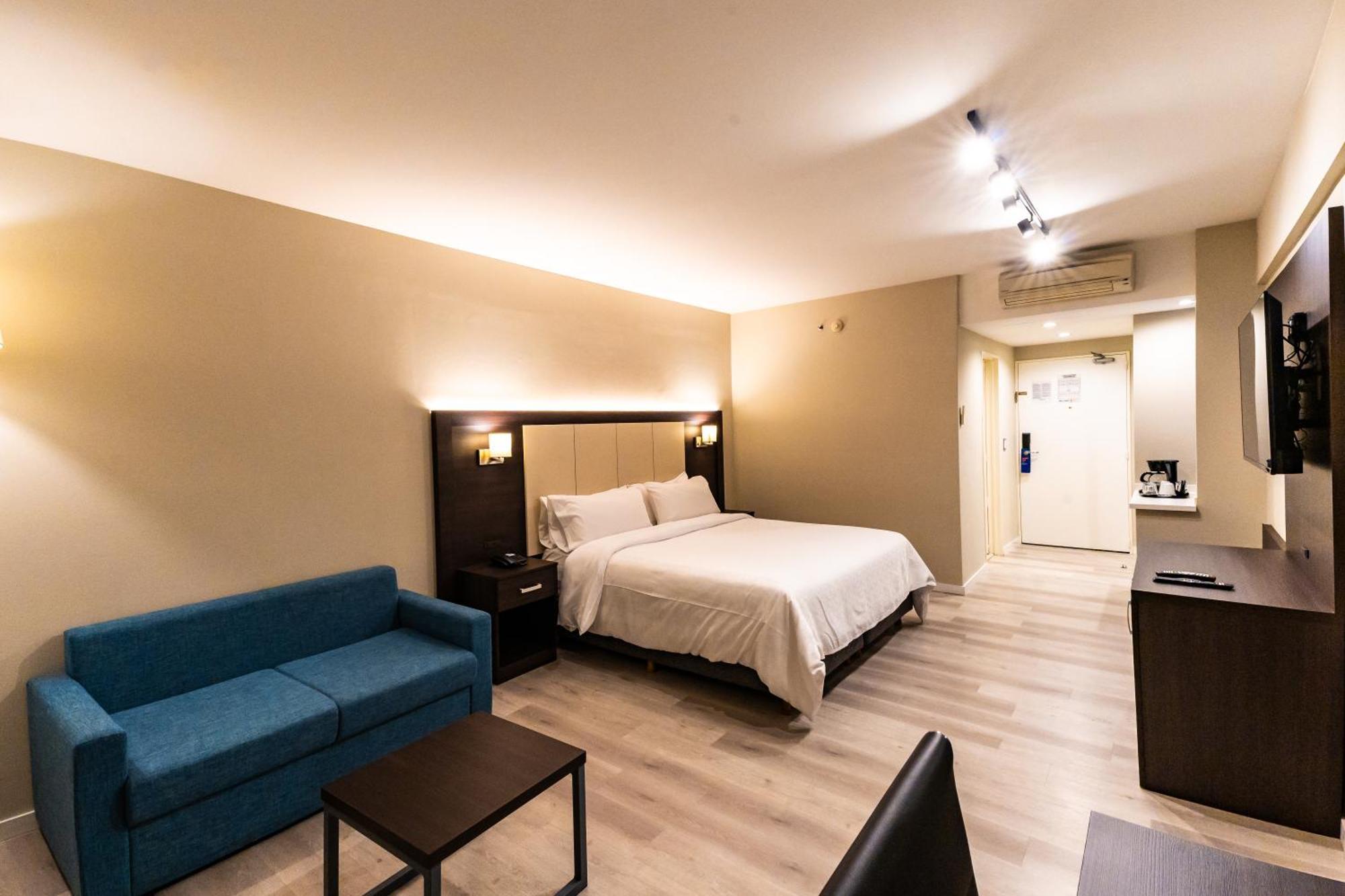 Holiday Inn Express Rosario By Ihg מראה חיצוני תמונה