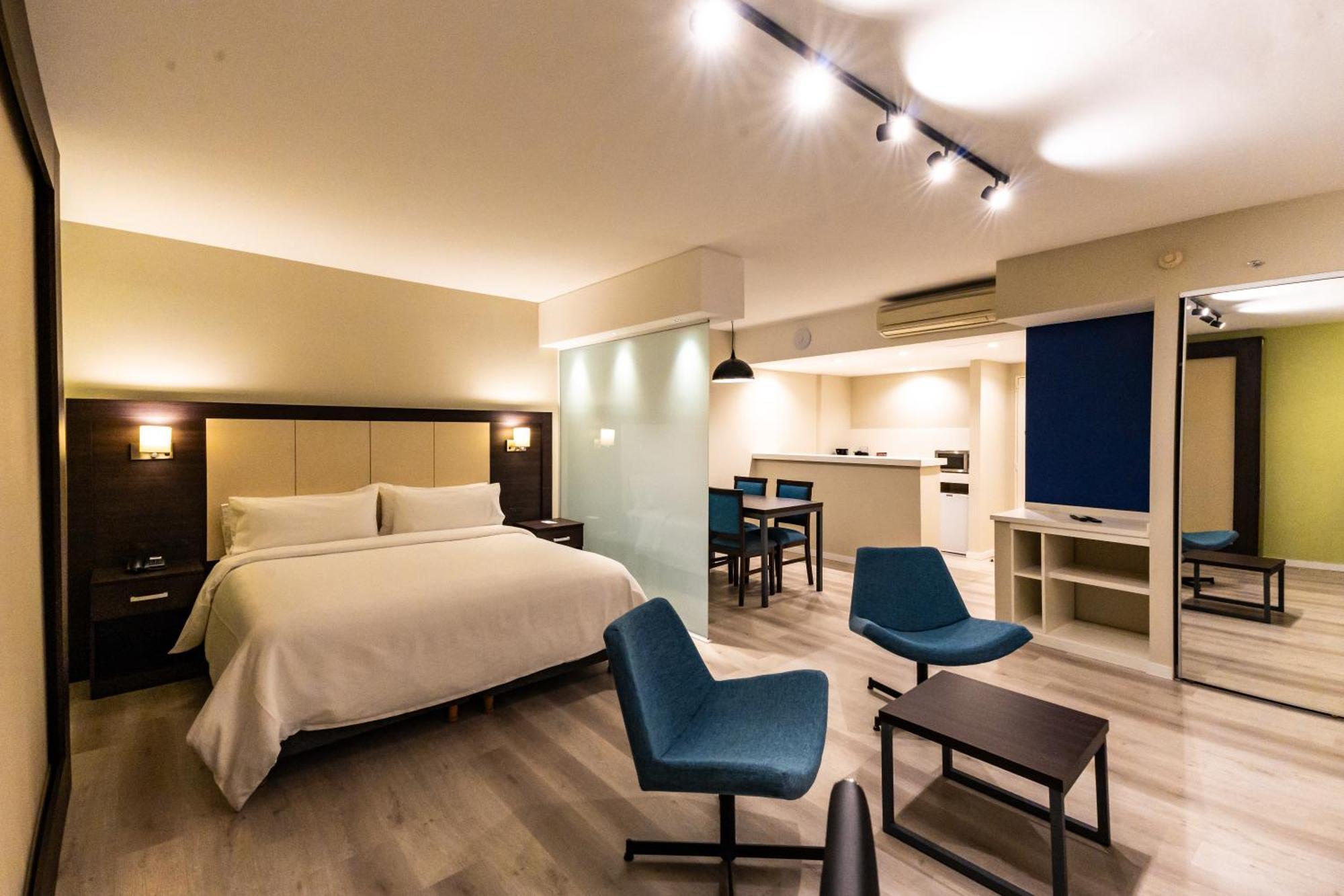 Holiday Inn Express Rosario By Ihg מראה חיצוני תמונה